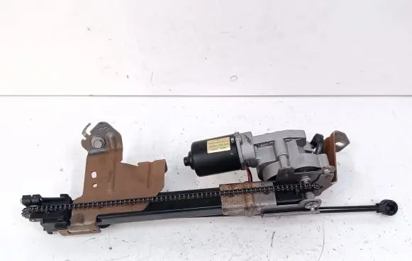 Chrysler Town u0026 Country V Tailgate/trunk/boot lift motor 68195936AA PN16915741AC