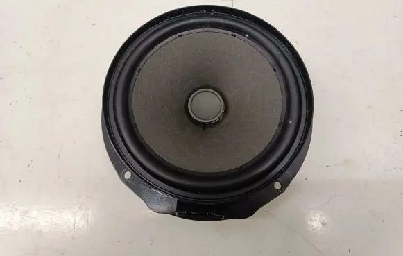 Volkswagen Golf VIII Rear door speaker 5H0035710