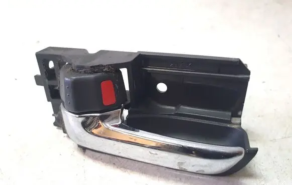 Suzuki Swift I Rear door interior handle 