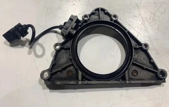 BMW 5 E60 E61 Other engine bay part 003982 ST9C03