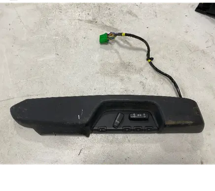 Volvo V70 Seat control switch 9174419