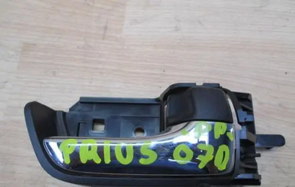 Toyota Prius (XW20) Front door exterior handle 69217-0E010