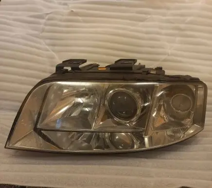 Audi A6 S6 C5 4B Headlight/headlamp 15592300