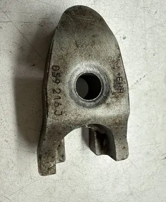 Audi A6 S6 C7 4G Fuel Injector clamp holder 059216J