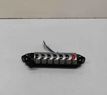 Peugeot 5008 II A set of switches 98249153DX