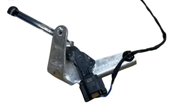 BMW X6 G06 Headlight/headlamp level sensor 6895467