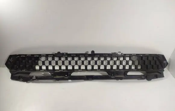 Renault Austral Front bumper lower grill 622A73423R 622A69076R