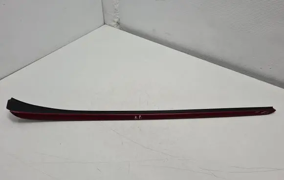 Hyundai Santa Fe Windshield trim 861332W000