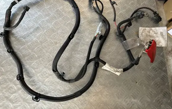 Peugeot 308 Positive cable (battery) 9815735880