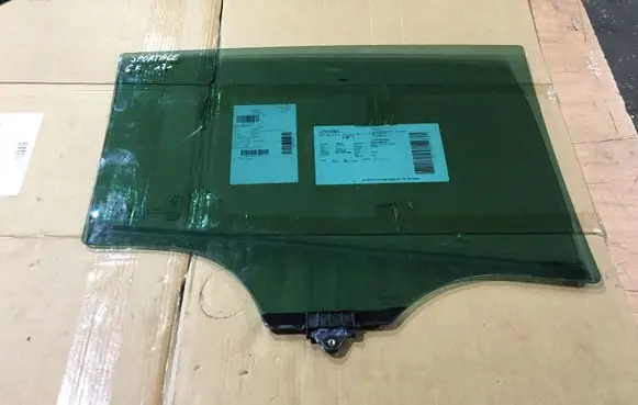 KIA Sportage Rear door window glass 43R006723 E000259