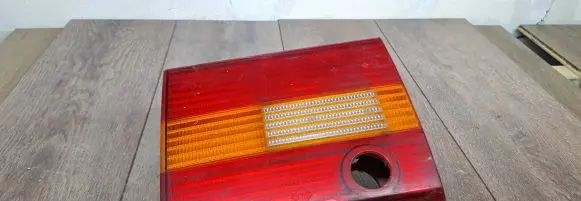 Volkswagen PASSAT B4 Tailgate rear/tail lights 3A9945108