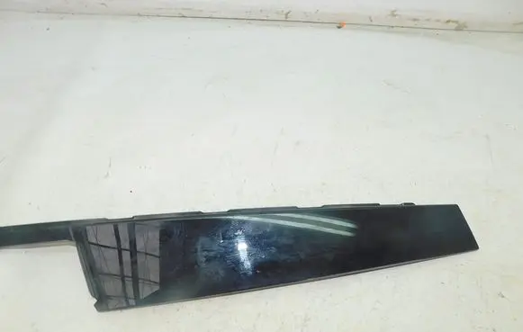 BMW 3 G20 G21 (C) pillar trim 189645