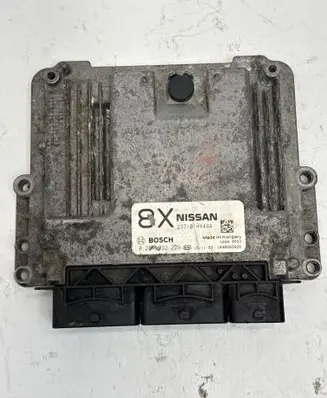 Nissan Qashqai Engine control unit/module 23710HX44A 0281032229