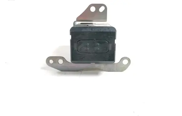 Toyota Corolla Verso AR10 Ignition lock 89610-0F020