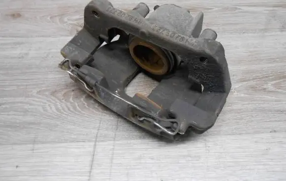 Volvo S60 Front brake caliper 9209723 9209722