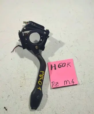 Volkswagen Polo I 86 Wiper switch 3894792