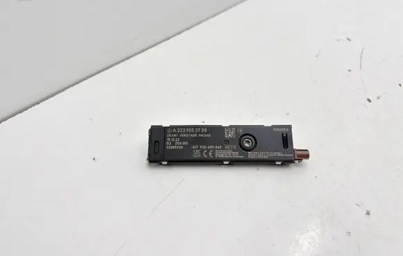 Mercedes-Benz C W206 Aerial antenna amplifier A2239053708 02005920