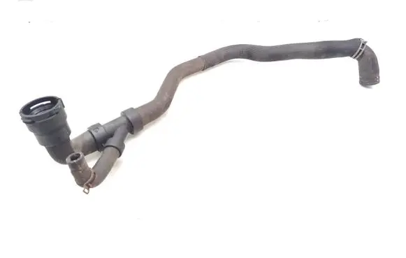 Land Rover Range Rover Evoque L538 Engine coolant pipe/hose BJ32-8286-EB