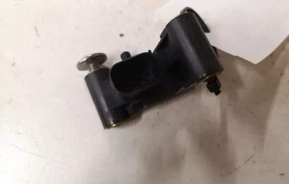 BMW 5 E60 E61 Airbag deployment crash/impact sensor 6977398 270808 0451A887