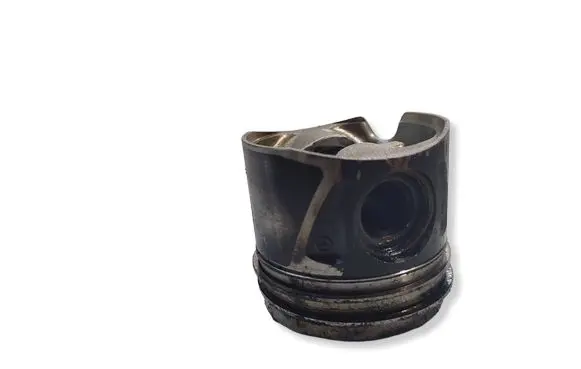 Mercedes-Benz C W205 Piston 6510300800