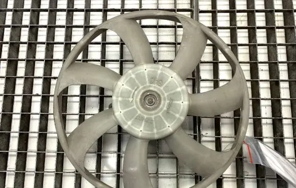 Lexus CT 200H Fan set 1636337020