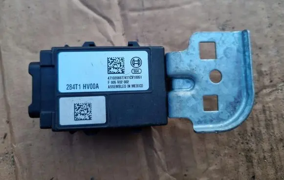 Nissan Qashqai Gateway control module 284T1HV00A