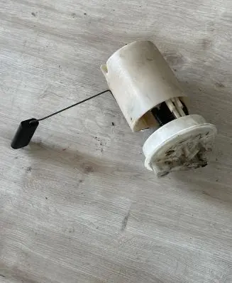Volvo S40, V40 Fuel level sensor 30630542