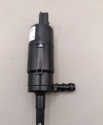 BMW 1 E81 E87 Headlight washer pump 8377430 13264010 001004