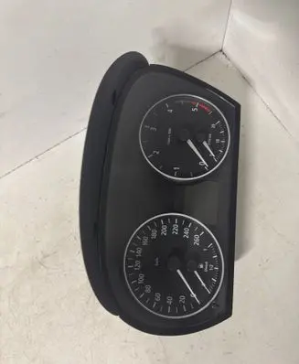 BMW 3 E90 E91 Speedometer (instrument cluster) 6983487 14369510