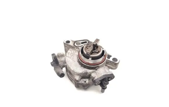 Volvo S40 Vacuum pump 9684786780