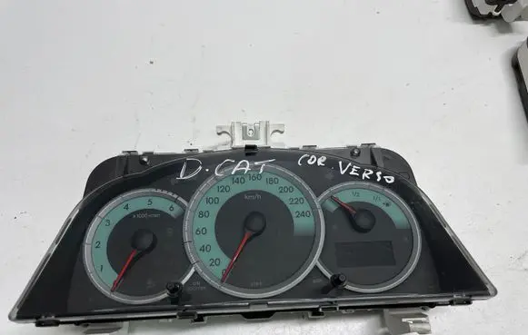 Toyota Corolla Verso E121 Speedometer (instrument cluster) 838000F092A