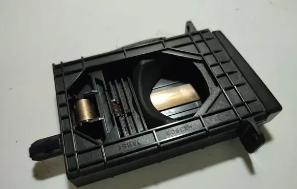 Toyota Avensis T250 Cup holder MT3509