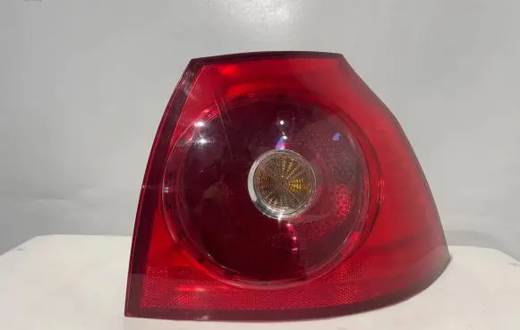 Volkswagen Golf V Rear/tail lights 1K6945096AC 89031823