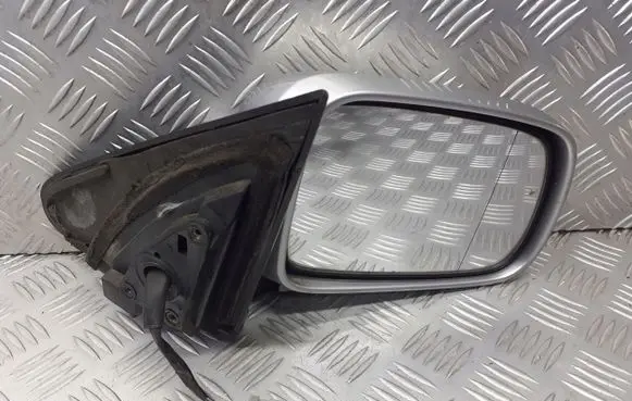 Honda HR-V Front door electric wing mirror E6010059