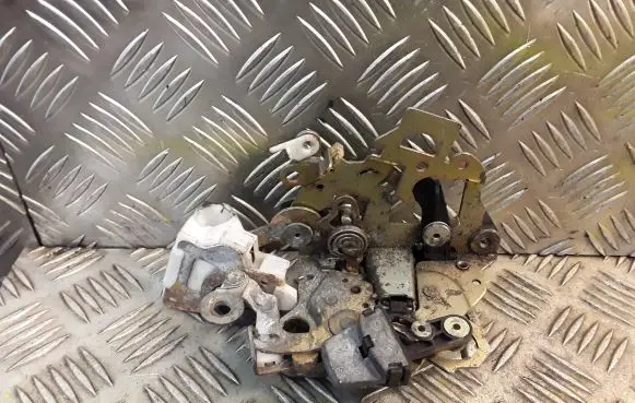Mercedes-Benz S W140 Front door lock 1407204635