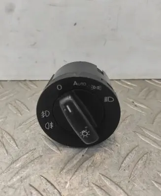 Volkswagen Tiguan Light switch 1K0941431AS SP8102787