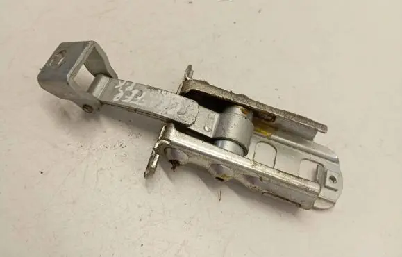 Volkswagen Crafter Front door check strap stopper A9067200016