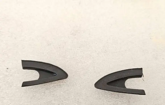 Tailgate/trunk spoiler