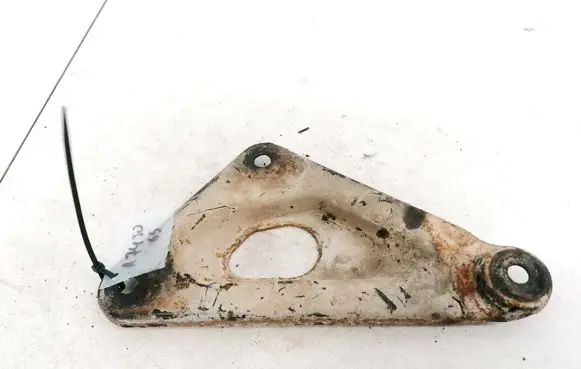 Opel Astra G Engine mounting bracket
