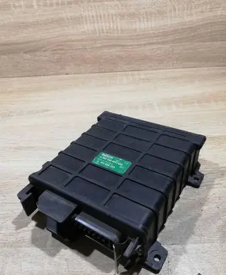 Audi 80 90 S2 B4 Engine control unit/module ECU 811906264 0280800104