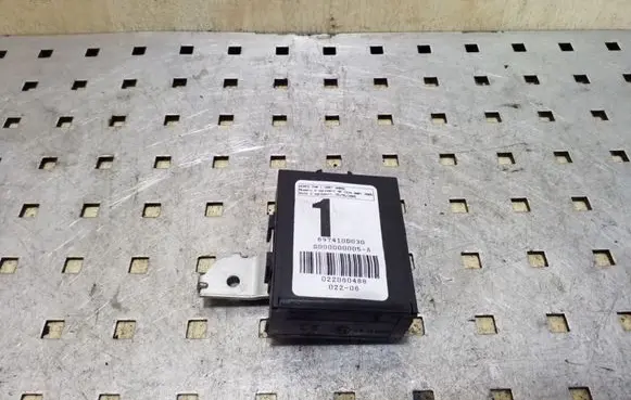 Toyota Yaris Door central lock control unit/module 897410D030 S000000005A