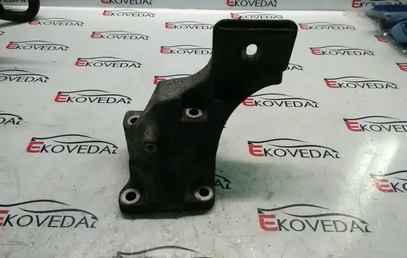 Land Rover Range Rover Sport L320 Engine mounting bracket 4H226037AA