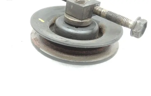Mitsubishi Pajero A/C compressor mount bracket MR398428 MB568934