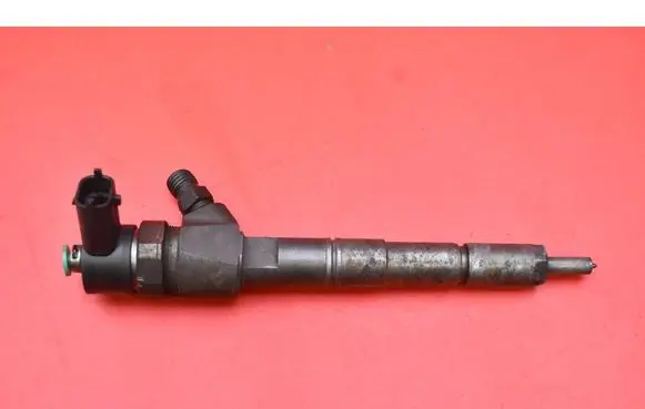 Fuel injector