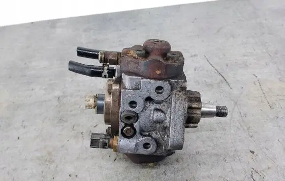 Mazda MPV Fuel injection high pressure pump 