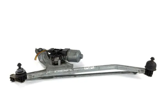 Dacia Duster Front wiper linkage and motor 8200619512 3397020879 0390241544