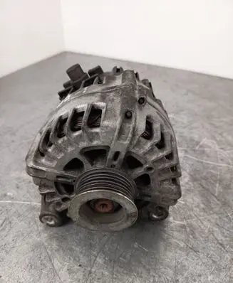 BMW X3 E83 Generator/alternator 7805432