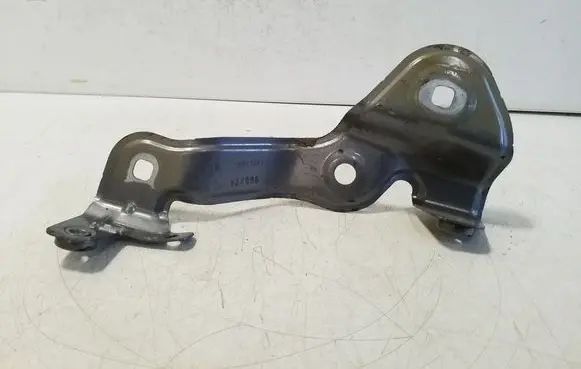 BMW i4 Fender mounting bracket 7486806