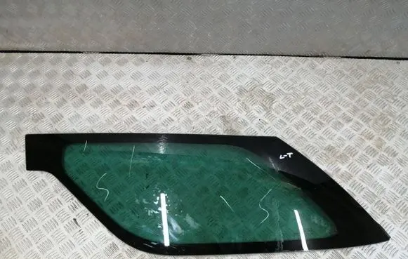 Citroen DS3 Rear side window