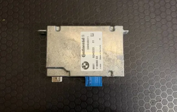 BMW 5 F10 F11 Camera control unit module 11868033 9240222 5WK66011